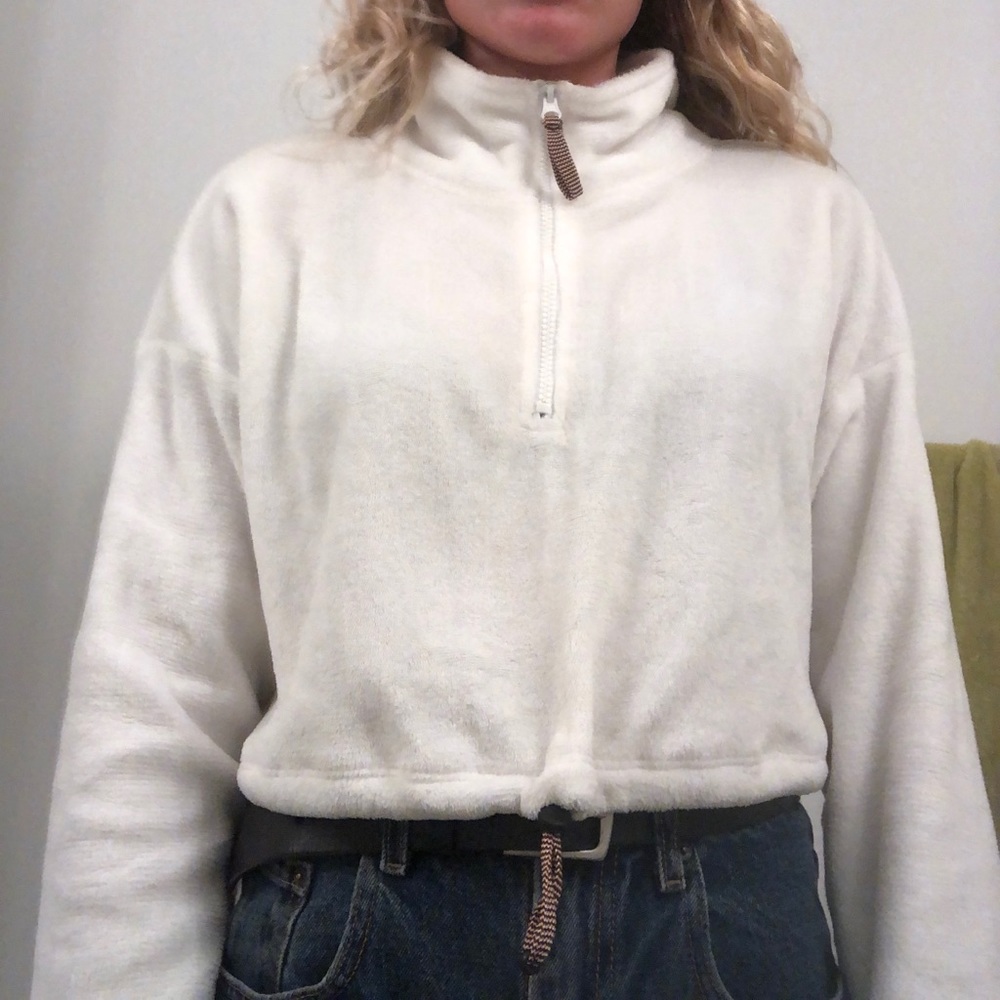 White cropped Urban Outfitters fleece